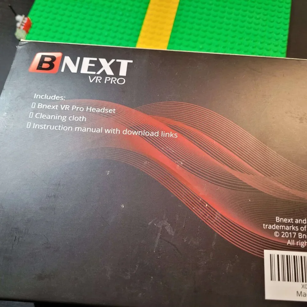 B next VR Pro VR headset